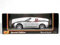 Alternative view of Maserati Spyder silver  1:18