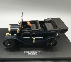 Ford Model T Touring black  1:18