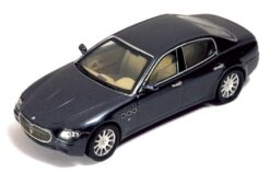 Maserati Quattroporte 2004 acquamarina  1:43
