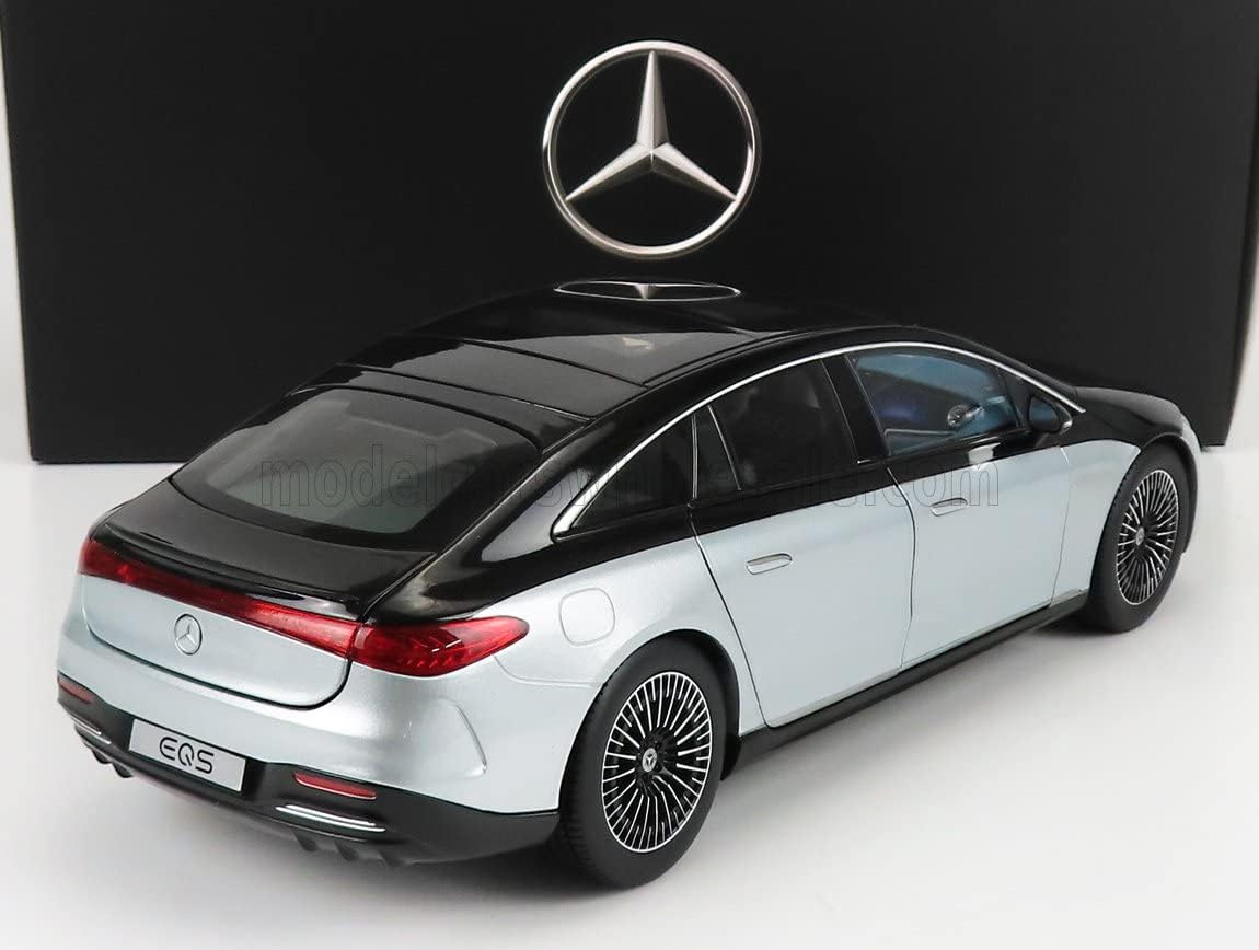 Mercedes-Benz EQS with working lights obsidian black / hightech silver 1:18 - Image 2