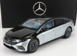 Mercedes-Benz EQS with working lights obsidian black / hightech silver  1:18
