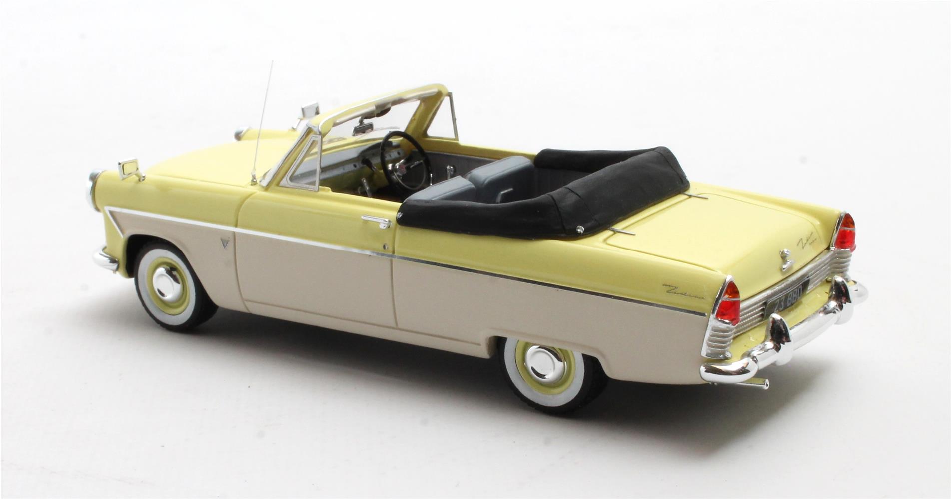 Ford Zodiac MK II 206E Convertible by Carbodies 1958-1962 yellow/white 1:43 - Image 2