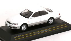 Toyota Windom 1991 white  1:43