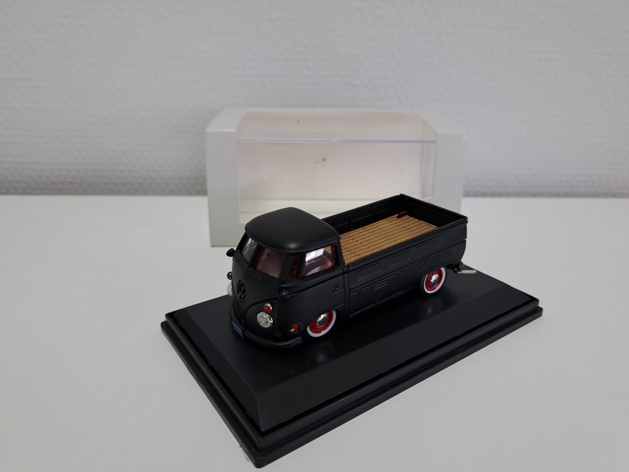 Volkswagen BusT1 Pick-up Rat Look 1:43