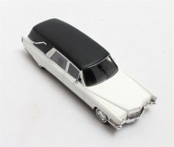 Cadillac Superior Crown Sovereign Landaulet 1970 black/white 1:43 - Image 4