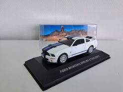 Ford Mustang Shelby GT500 2007 white/blue stripes 1:43