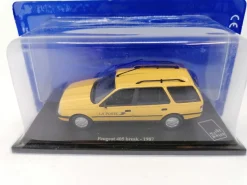 Alternative view of Peugeot 405 break 1987 La Poste 1:43