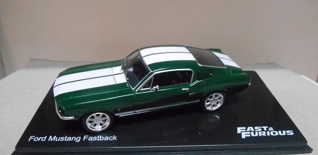 Ford Mustang Fastback Fast & Furious 1:43