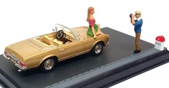 Alternative view of Mercedes-Benz 280SL gold with diorama 1:43